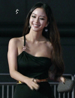 听说练挺举可以丰胸哦 污法直视的邪恶动态图