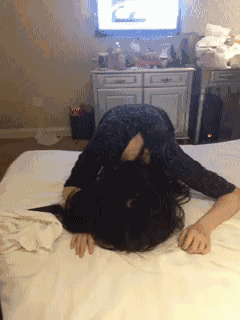 搞笑内涵:妹子,你这是冲我来的吗?