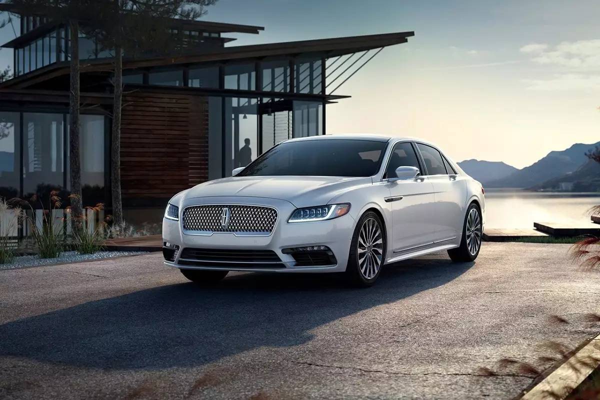 40多万的林肯大陆你以为捡到宝?实际就是福特