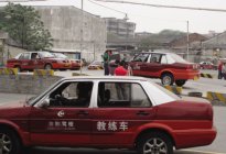 学驾动态：科目二坡道起步定点靠运气就想蒙混过关？没门！