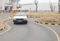 驾驶百科：买车到底选自动挡还是手动挡？