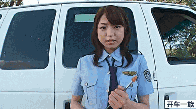 那这样忘记带证在路上开车,会属于无证驾驶吗?