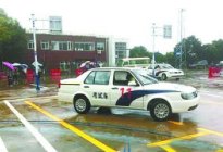 考本必备：女司机悲剧了?现在学驾照可以先培训再收费