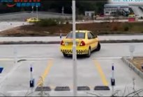 驾驶百科：科目二倒车入库老挂科, 多半是这3个原因!