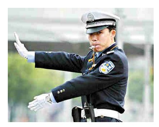 科目一交警手势解读_满分秘籍_驾考宝典