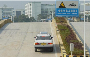 通联驾校:干货:科目三起步,加减挡,转弯技巧