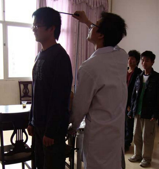 这是真的 考驾照对身高有限制你造吗?