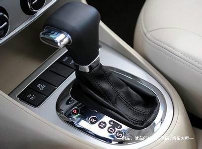 N档换入D档用不用踩刹车?老司机都未必知