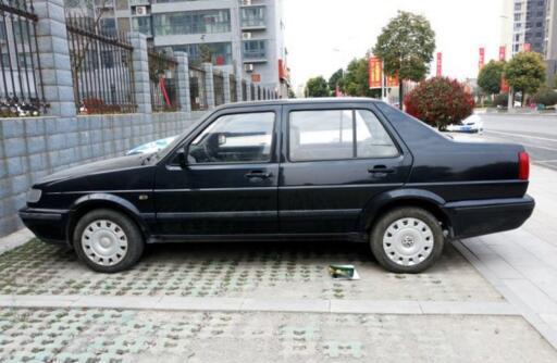 国产车质量不行?10年车龄的国产车与合资车对