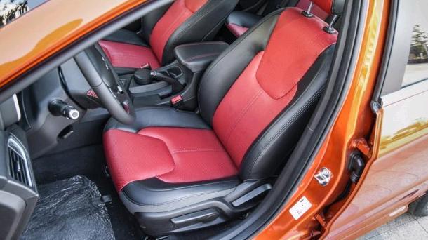 2017年最合适的家用轿车,性价比之王,顶配不到