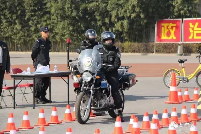 难得一见，北京反恐怖和特警总队新警摩托车比武实录