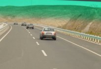 经验交流：高速行驶注意事项 上高速要注意什么
