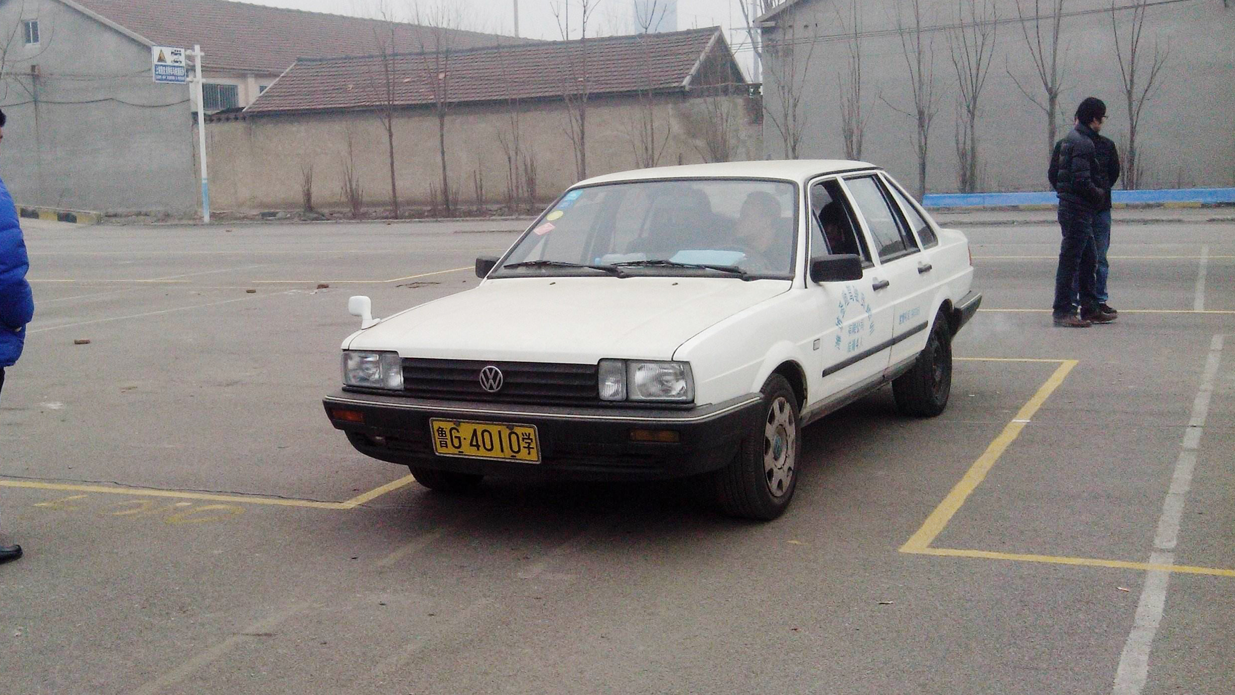 国内方向盘为什么在右边 41168ebfc2f647beb88fdc61b1ee6a2c.jpeg