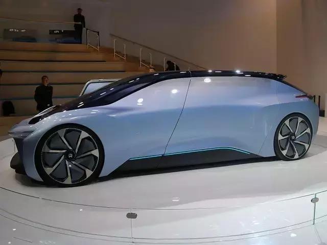 拥有最快电动车的"蔚来汽车"上海首次布展,都有哪些超级黑科技