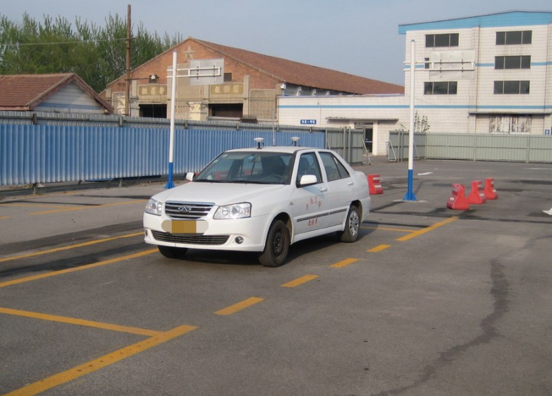 科目二离合器要怎么踩学车视频