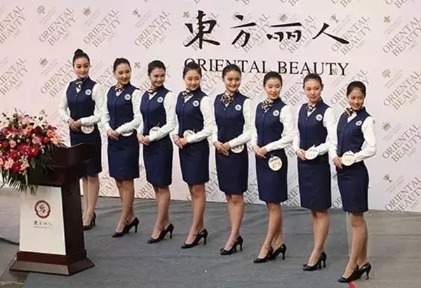 "空姐"并不是吃首页 驾校资讯 艺考|空中乘务与模特专业解读  空乘