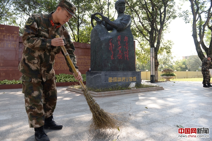 武警8710部队汽车兵的雷锋情结