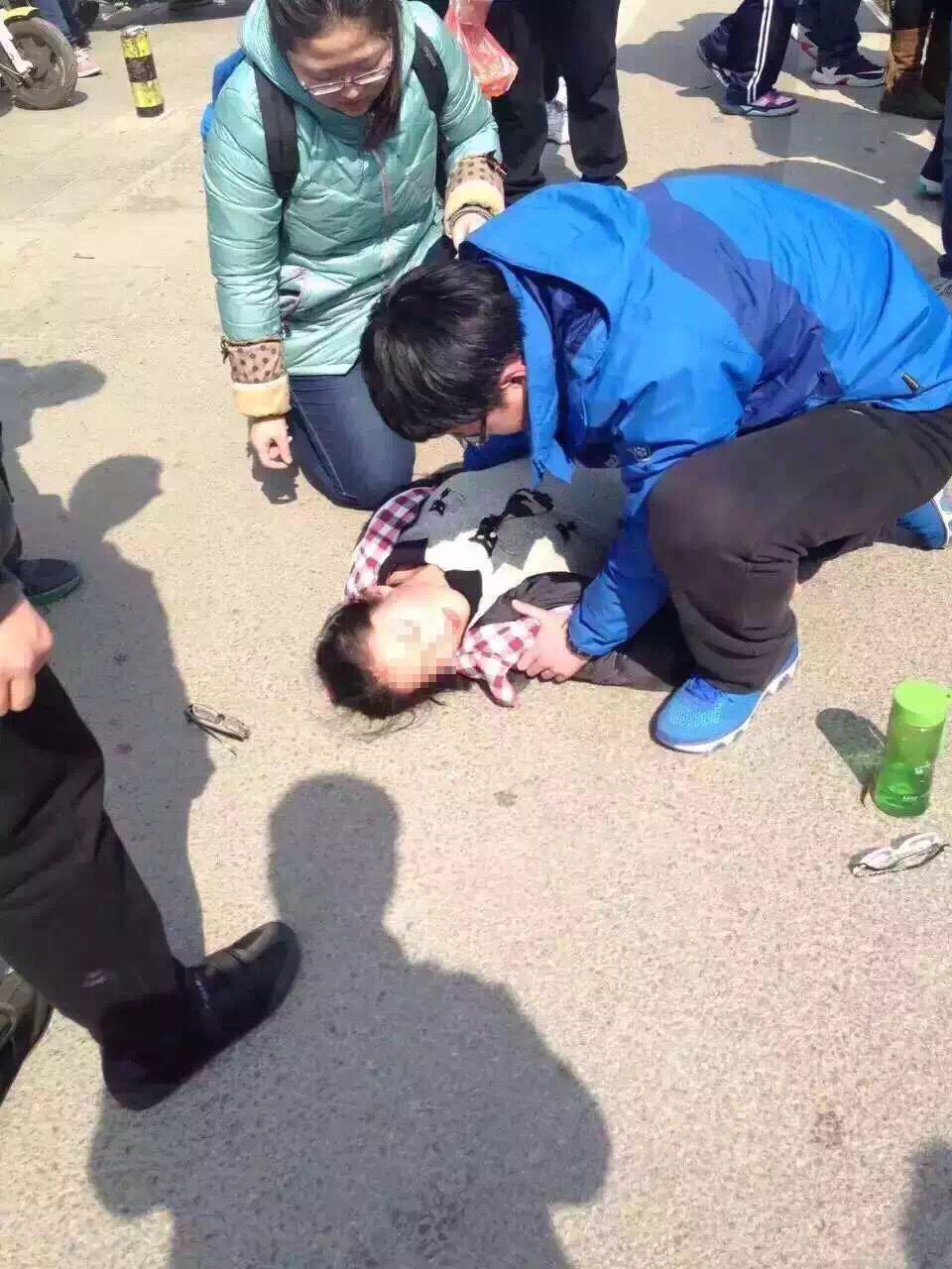 南阳发生重大交通事故 汽车连撞8人现场图片曝光太惨烈|安达驾校