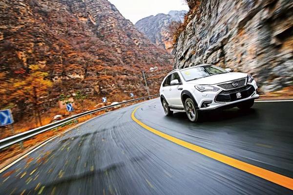 2016电动车销量排行榜 特斯拉嚣张啥?比亚迪