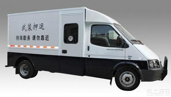 "运钞车"邑选用江铃全顺 此雕刻是为啥你造吗在装置然气囊展开时,气体