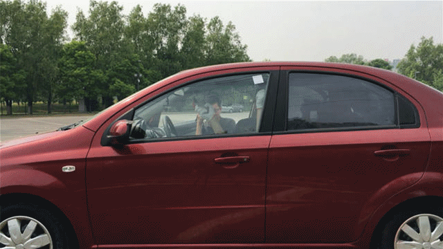 车 两厢 汽车 商务车 640_360 gif 动态图 动图