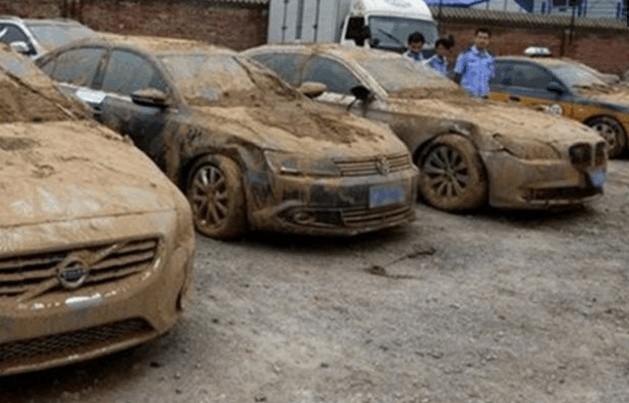 洪水褪去, 那些泡水车都去哪了? 你们知道吗? 