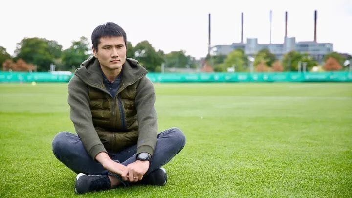 大众汽车为什么带中国青训教练员去德国? - 新