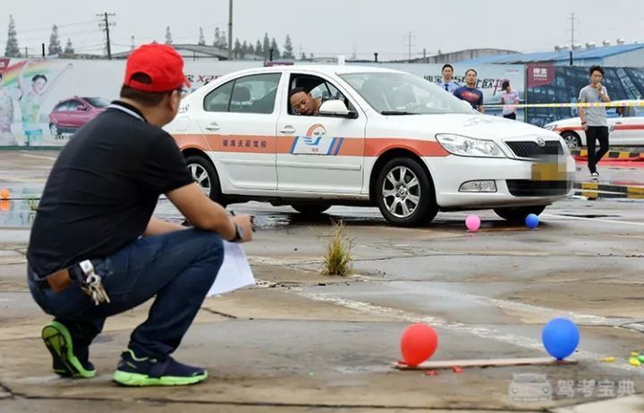 正在学车的同志们请注意!科目三新规首考,通过