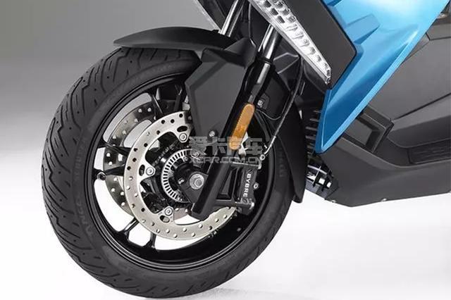 配置丰富的单缸踏板车 宝马发布C400X - 新闻