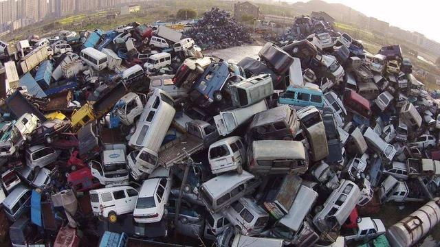 老旧车强制报废还有补贴,但为低碳环保丢了饭