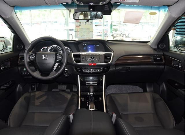 车内饰排名_豪车排名前十名