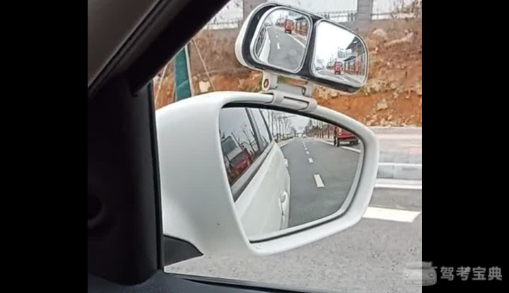 科目三最后一项靠边停车简单?教练1分钟示范