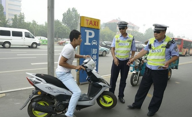 电瓶车新规定,不符合这3点要求,不准予上路还