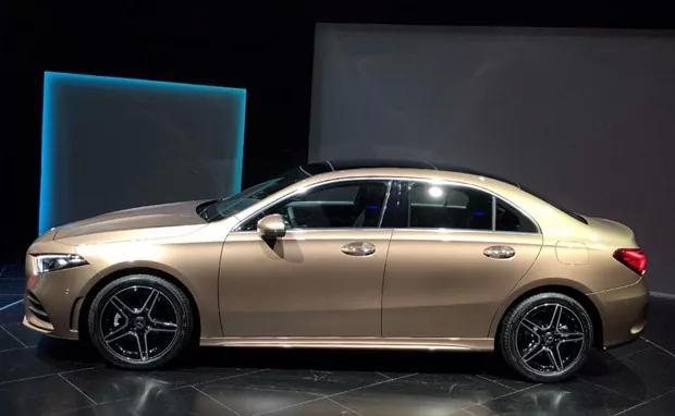 20万的奔驰轿车来了,豪华感很强有没有?