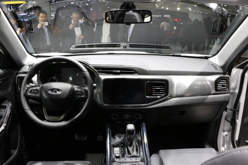 2018北京车展：奇瑞瑞虎8亮相