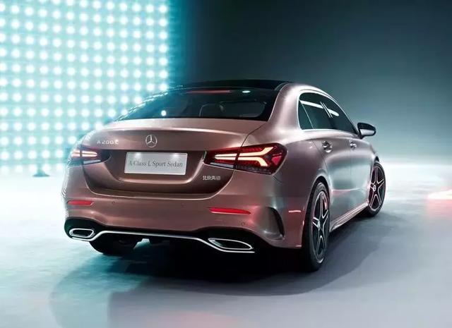 2018成都车展的新车再炫酷,也不够它们抢眼 2018成都车展的新车再炫酷,也不够它们抢眼