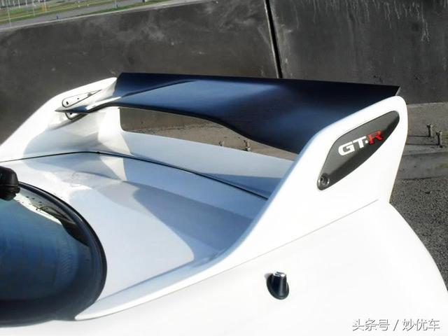 妙爷继续讲 知道lotus 49所搭载的尾翼为什么能让它获得12次冠军么?
