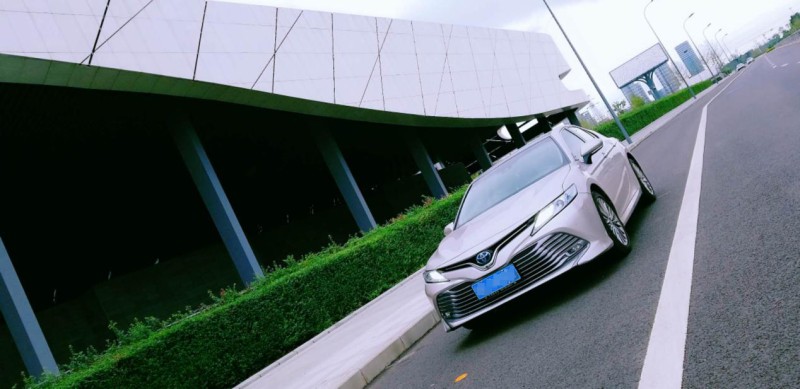 和平精英外挂成都，带不走的不仅是我心仪的你，还有这杯“