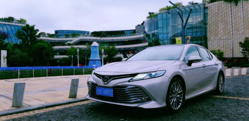 和平精英外挂成都，带不走的不仅是我心仪的你，还有这杯“