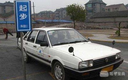 学车科目三路边起步操作顺序及换挡步骤