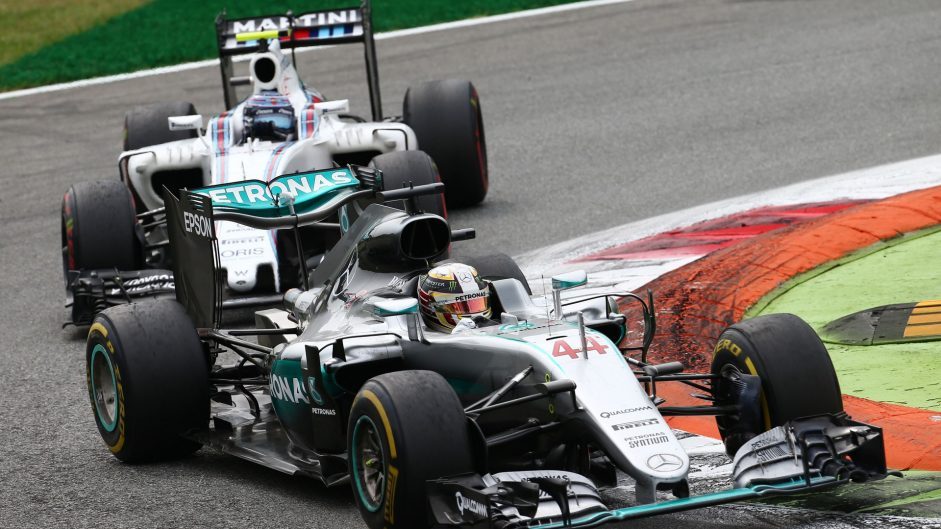 拖挂房车能上路_f1赛车能上路吗_赛车牌照可以上路吗