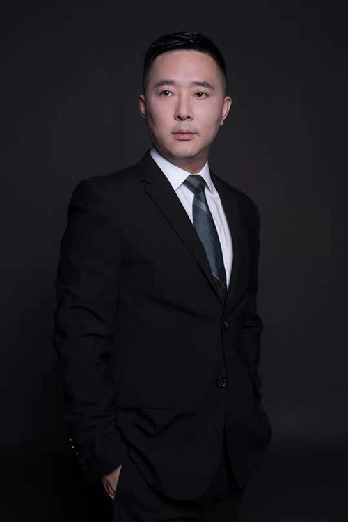 章瑾  