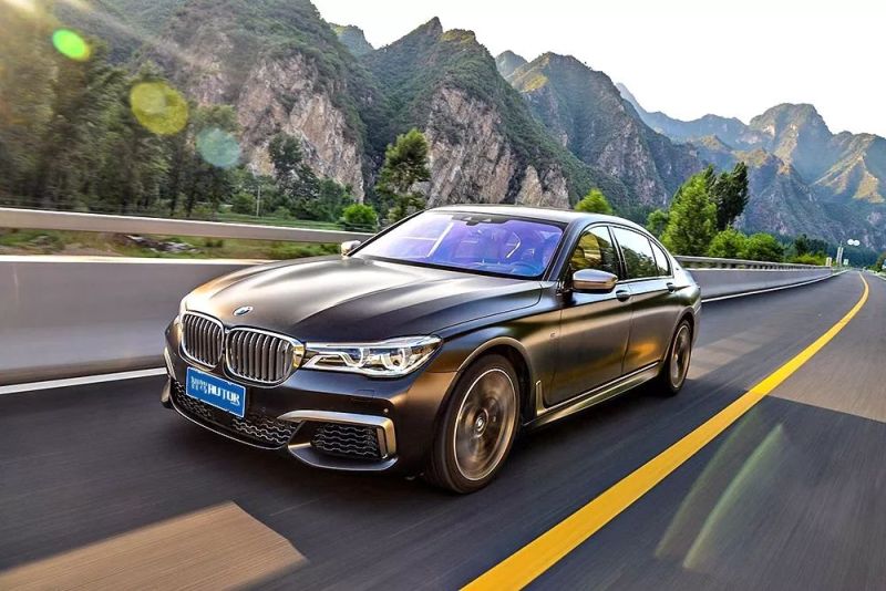 宝马xdrive v12,宝马xdrivev12 宝马m760li xdrivev12身份象征还有大排量热爱