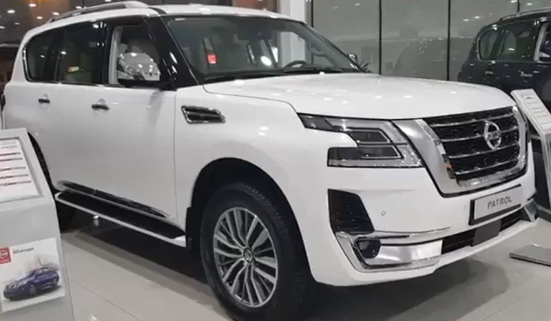 5米多车长的suv,2020款日产途乐到店实拍