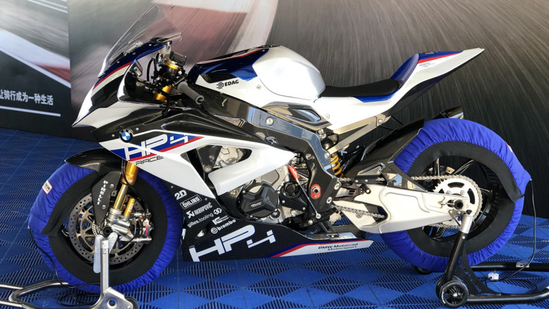 浅析中国公路摩托车赛车队战车:bmw hp4 race