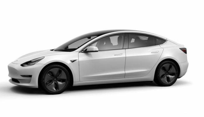 畅影无限资讯提供:【特斯拉model3后驱长续航版,国产降7万,堵死造车新