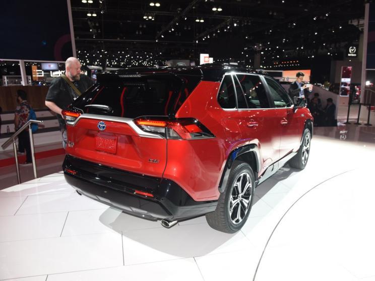 2020广州车展探馆:丰田rav4荣放双擎e