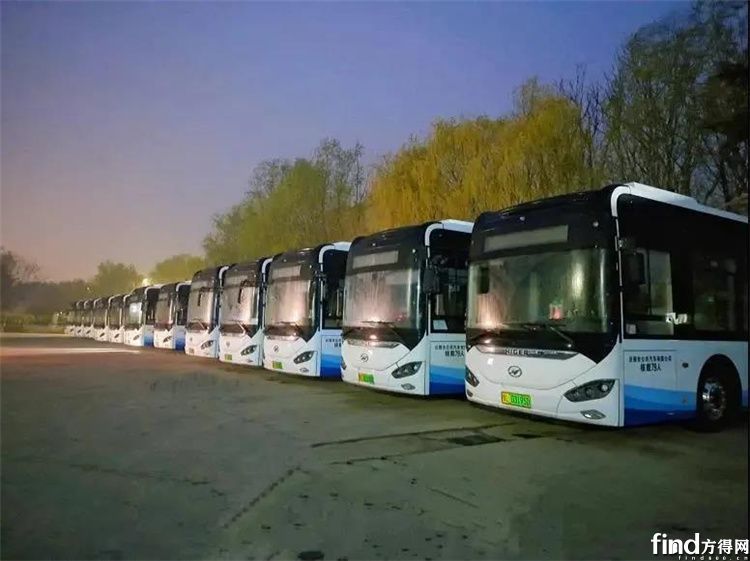 近日,105辆一级踏步海格新能源纯电动公交车上线日照!