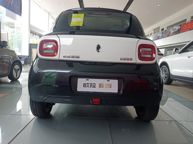 欧拉2022款落地价,欧拉新款 欧拉黑猫也上双联屏,2022款官图疑似发布