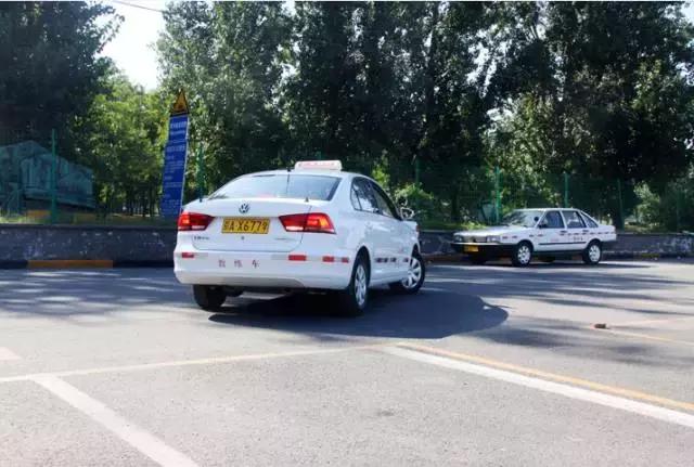 倒车入库总压线，图文讲解轻松搞定